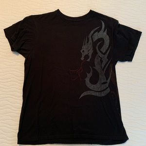 Mens size M dragon t-shirt